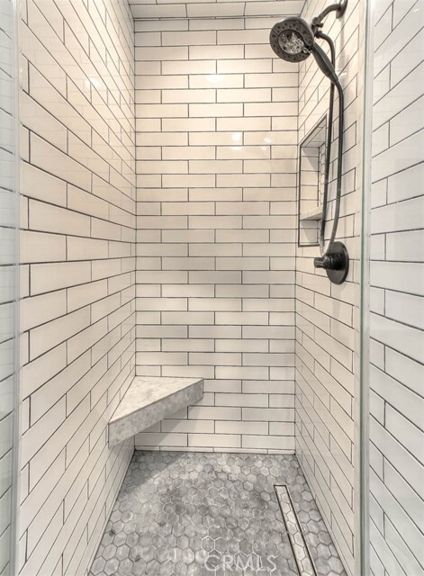Building Photo - 5209 Pso Del Pavon