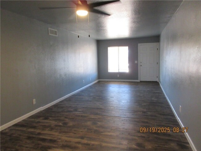 Building Photo - 1755 Gordon #1 Dr
