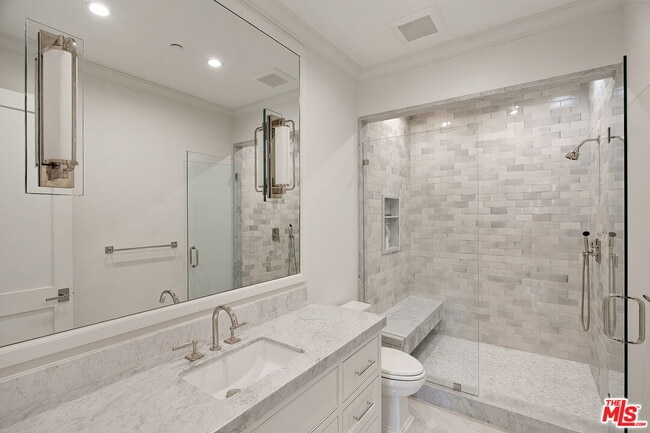 Building Photo - 15000 Altata Dr