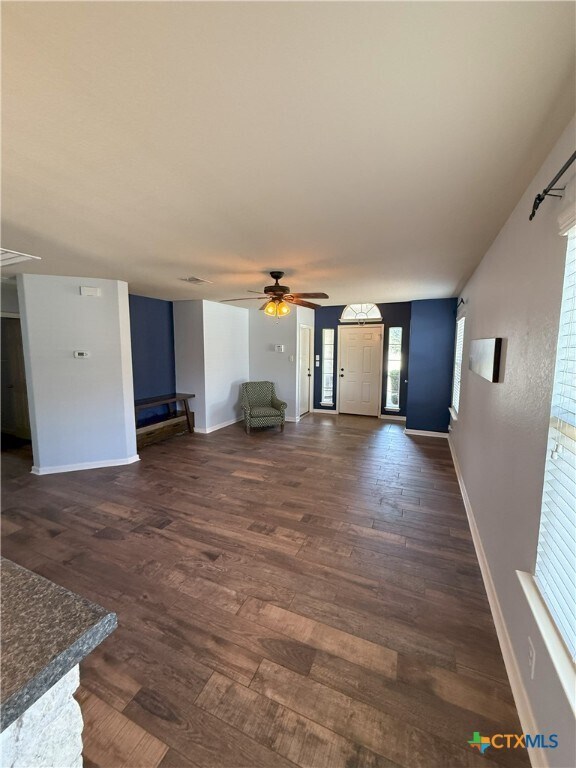Building Photo - 760 Guna Dr