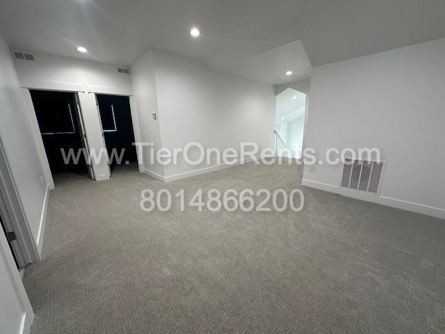 Building Photo - This property offers a NO DEPOSIT option a...