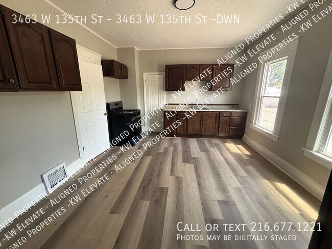 Building Photo - 3463 W 135th St