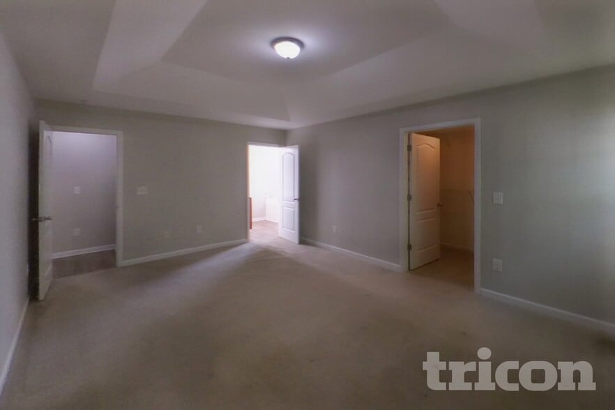 Building Photo - 216 Fledgling Way
