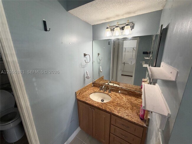 Building Photo - 3613 SW 112th Pl