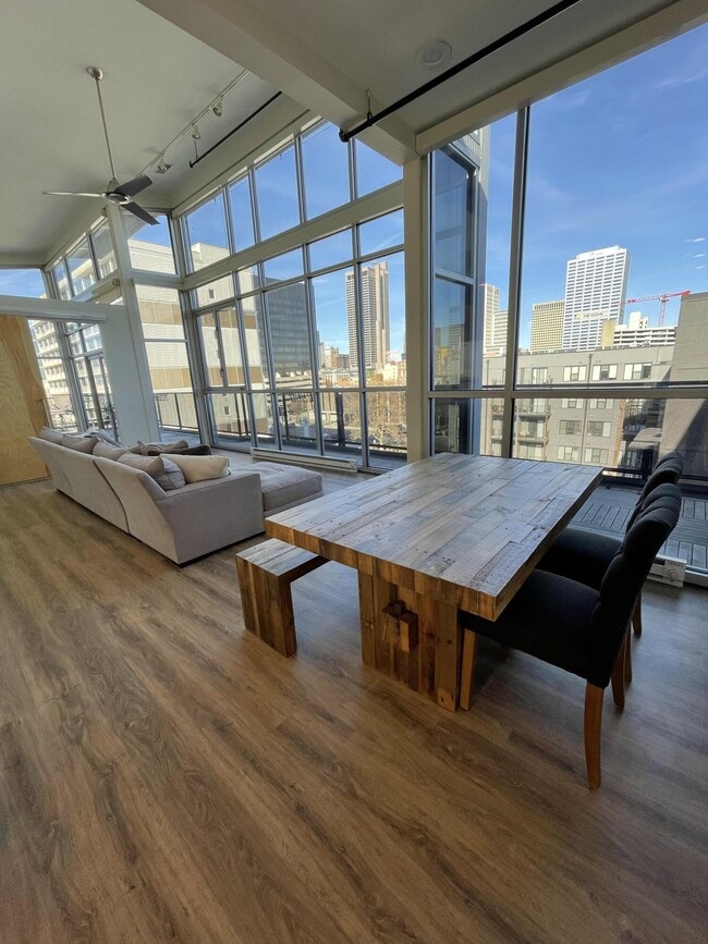 Building Photo - 199 S 5th St