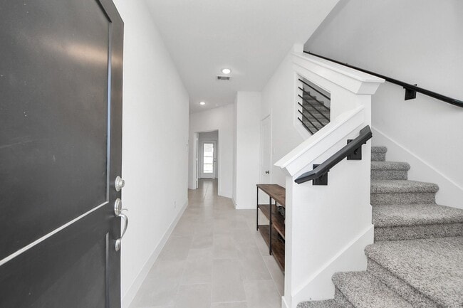 Building Photo - 7655 Jerrara Hts Ln