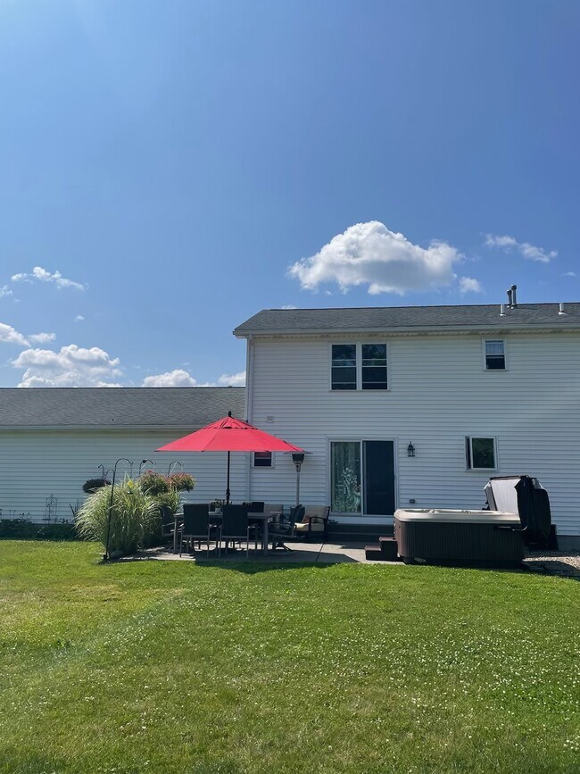 Building Photo - 9212 Lapp Rd