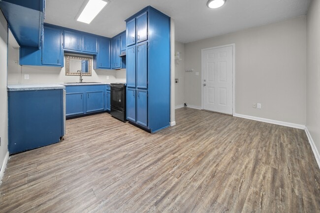 Building Photo - 12023 Joni Dr