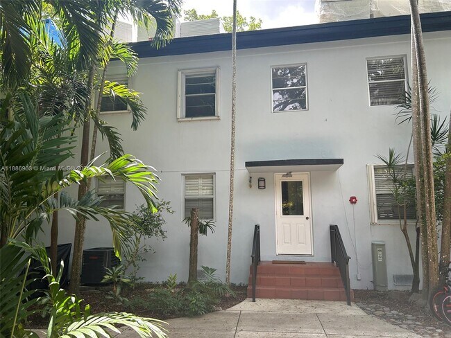 Primary Photo - 7865 SW 57th Ave