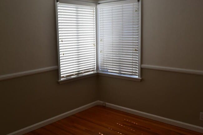 Building Photo - 14330 Hatteras St