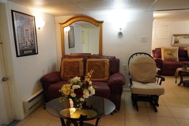 Building Photo - 4703 Ventnor Ave