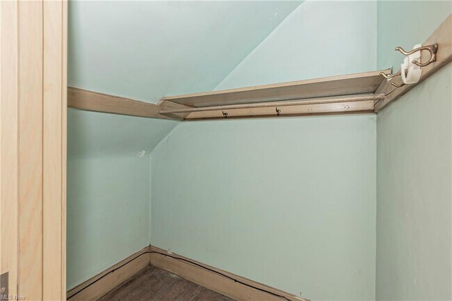 Building Photo - 283 Corning Dr