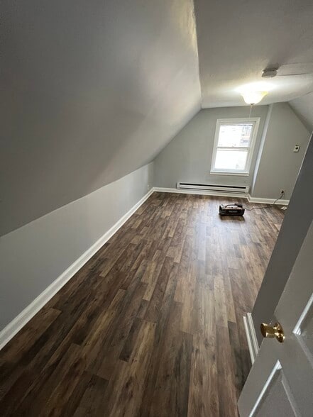 Building Photo - 26 Highland Ln