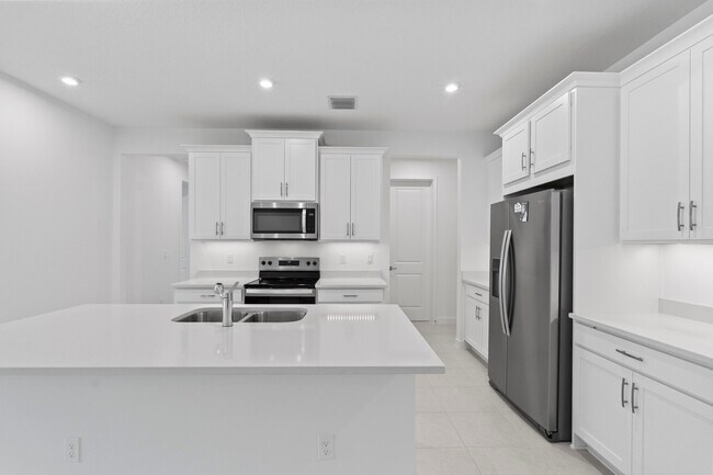 Building Photo - 7292 Lenora Ln