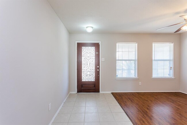 Building Photo - 4546 Newhope Terrace Ln