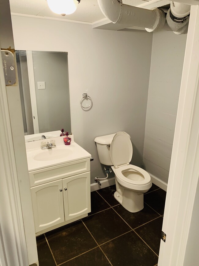 1/2 Downstairs Bathroom - 907 N Middle St