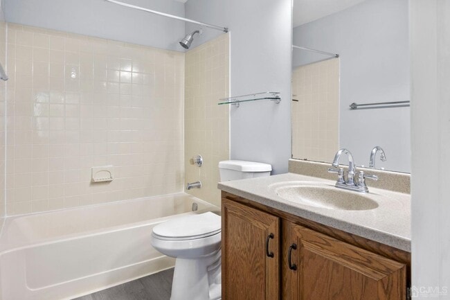Building Photo - 7520 Tamarron Dr