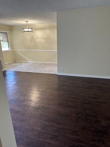 Building Photo - 6131 Coldwater Canyon Ave