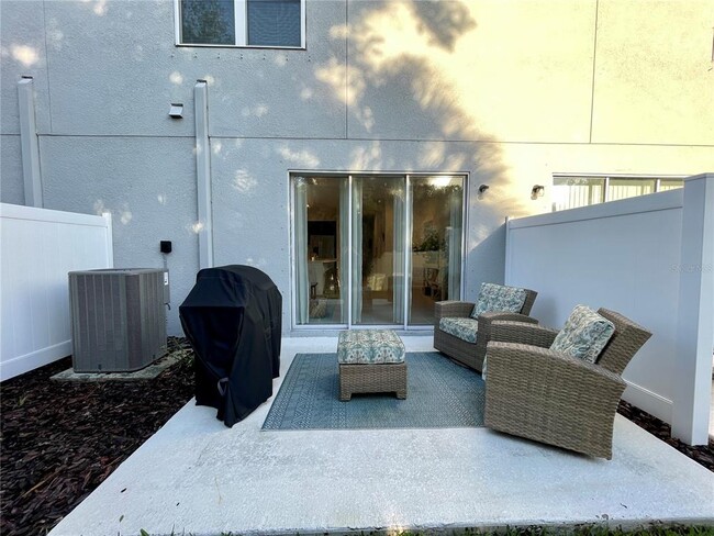 Building Photo - 6417 Fairmont Ln