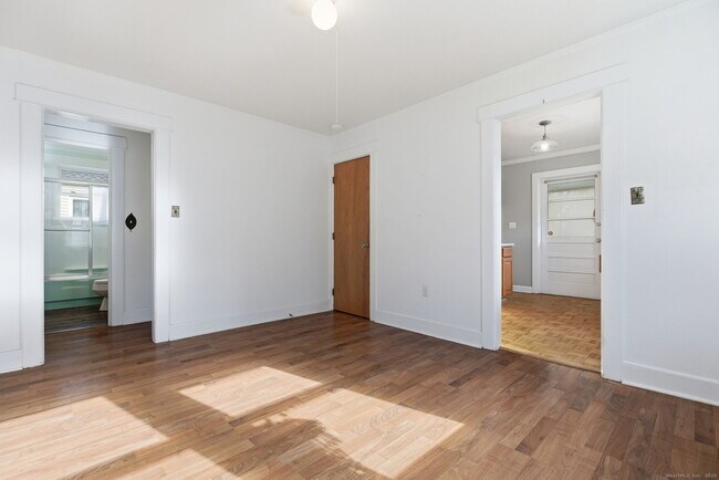 Building Photo - 41 Sterling Pl