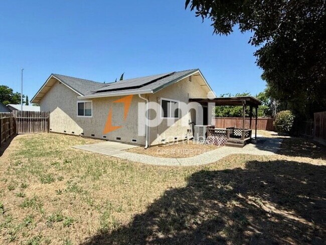 Building Photo - 511 Del Oro Ct