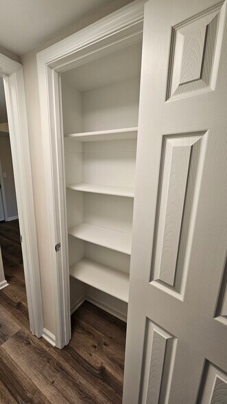 Building Photo - 7266 Donnell Pl