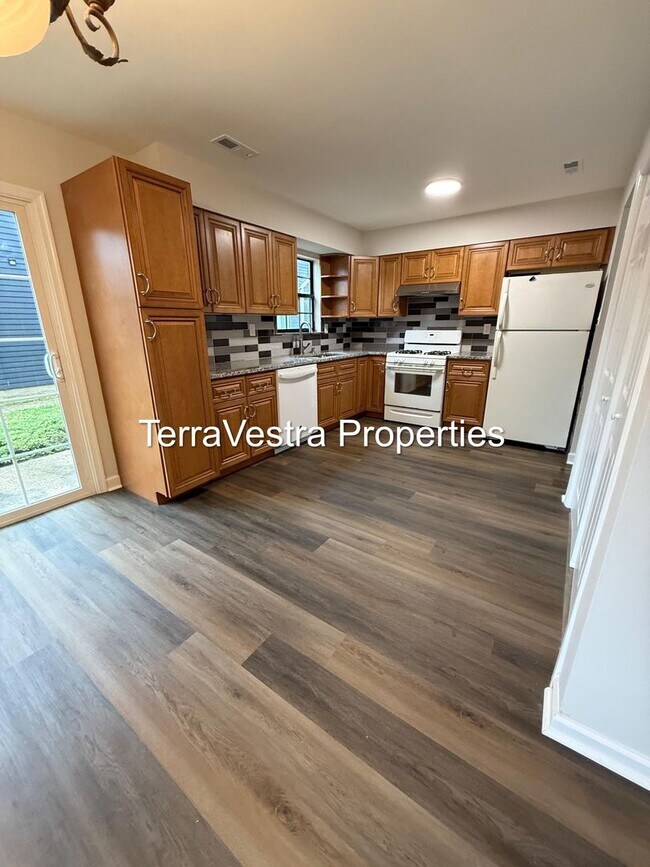 Building Photo - 2853-2855 Erial Road