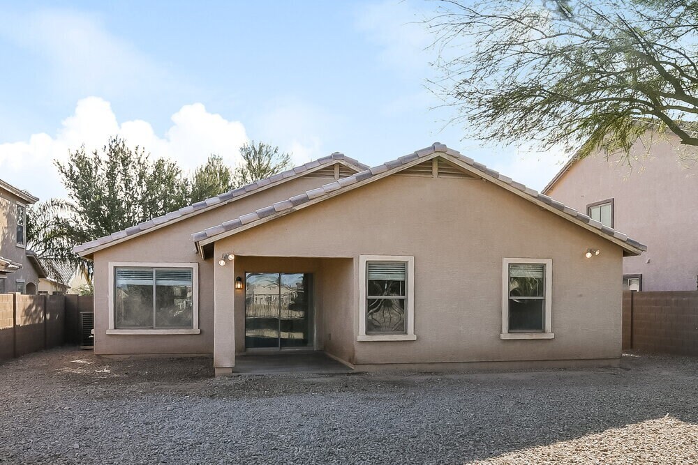 Building Photo - 2726 E Desert Rose Trail