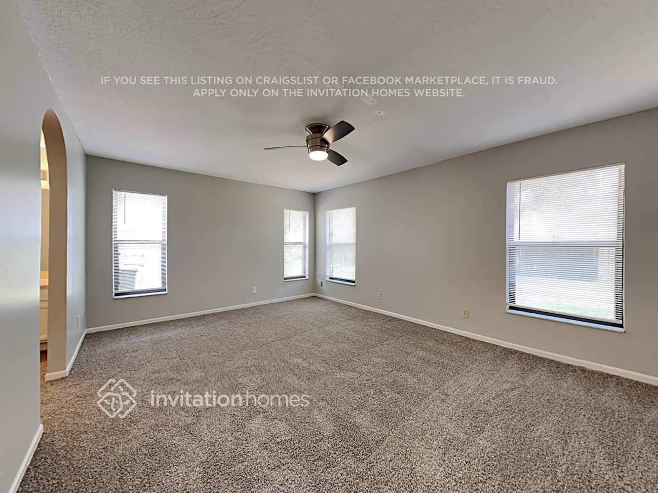 Building Photo - 696 Blueberry Dr