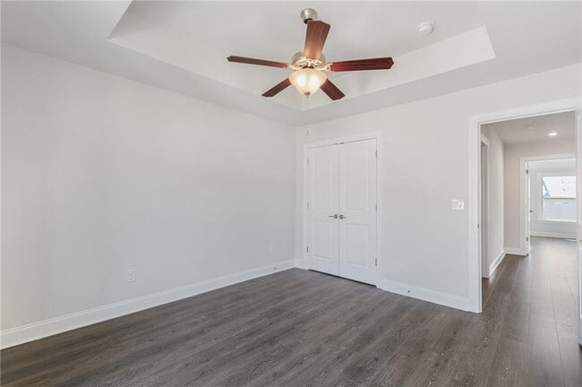 Building Photo - 1387 Live Oak Ln