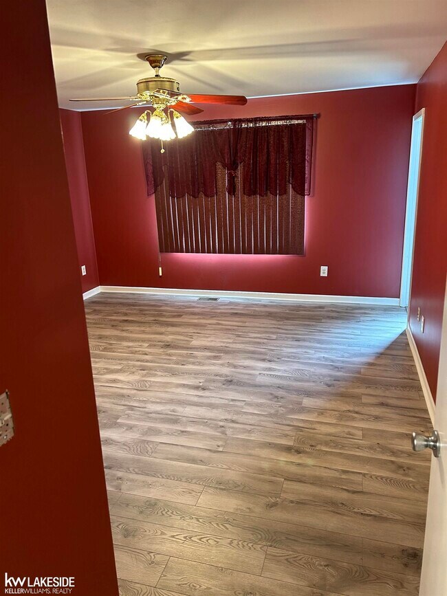 Building Photo - 52156 Antler Dr