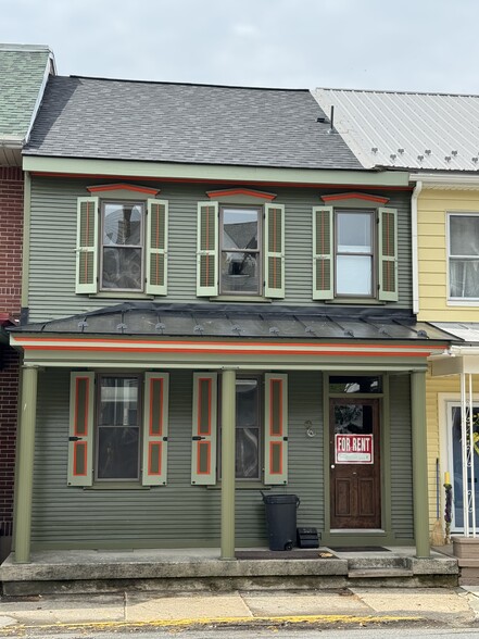 Primary Photo - 248 E Market St