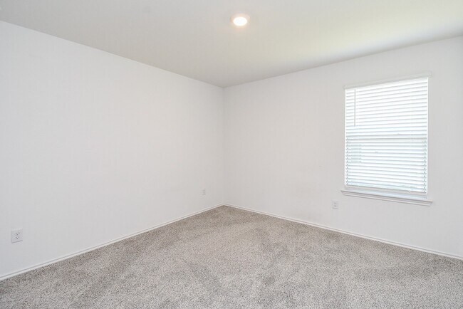 Building Photo - 2827 Bur Lndg Ln