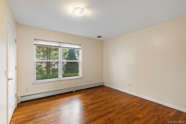 Building Photo - 1049 Owasco Rd