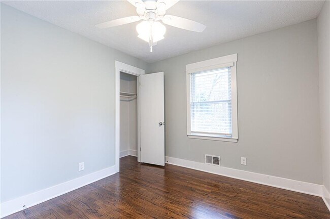 Building Photo - 2971 Stratford Arms Dr