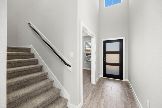 Building Photo - 32407 Hamilton Crest Dr