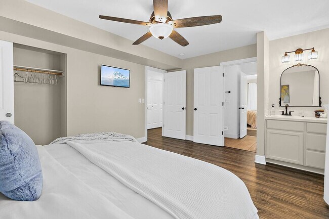 Building Photo - 2615 N Starr St