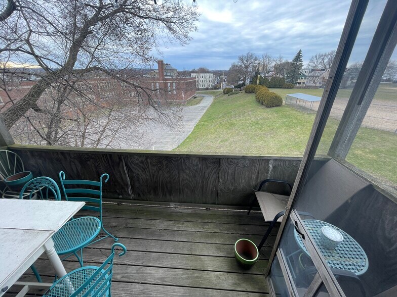 Building Photo - 79 Clarendon Ave