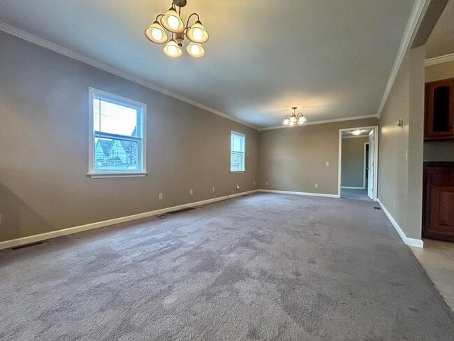 Building Photo - 45 Cintra Ln W