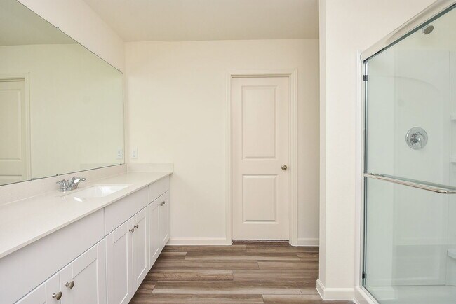 Building Photo - 3603 Admiralty Dr