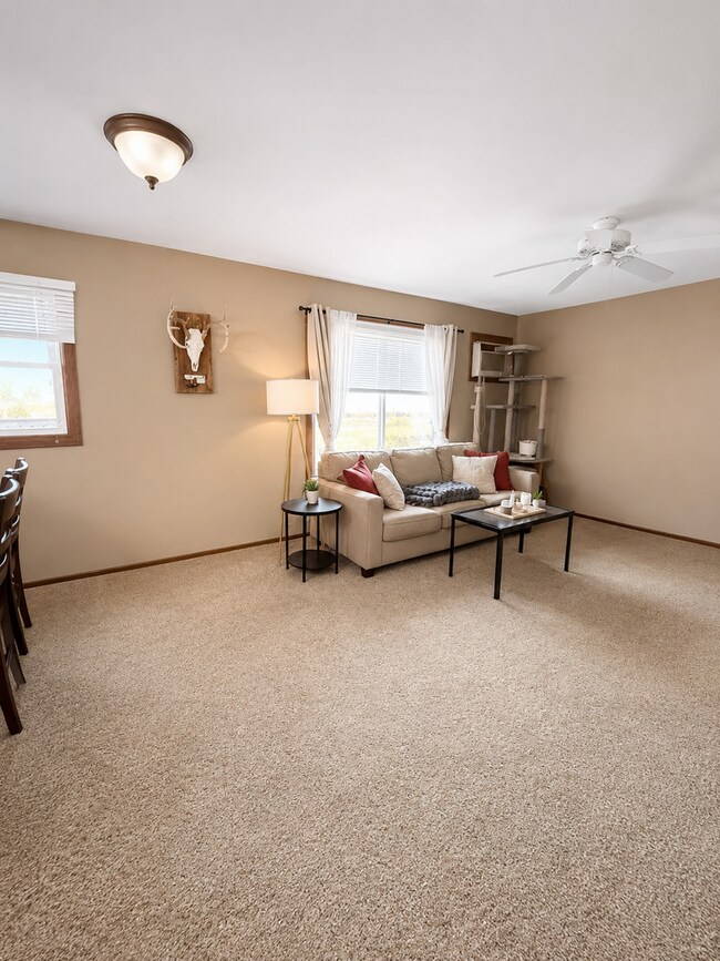 Building Photo - 1040 Terrace Dr