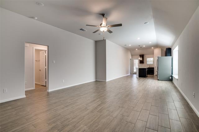 Building Photo - 722 Gentle Bird Dr
