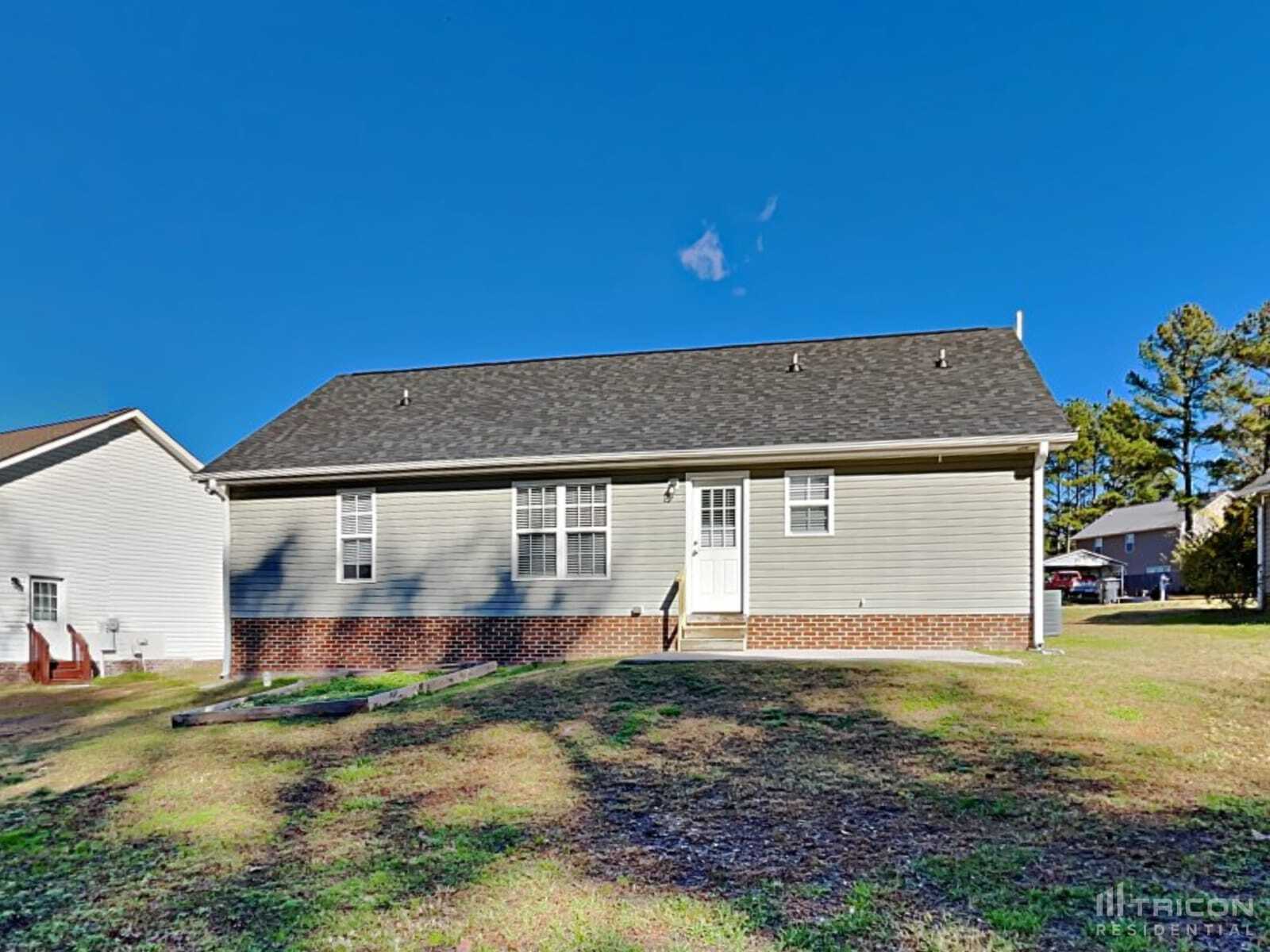 Building Photo - 35 Atherton Dr