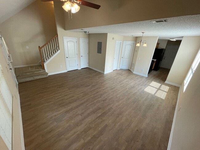 Building Photo - PRE-LEASING FOR AUGUST 2 2026 MOVE IN! 1/2 Off Deposit!
