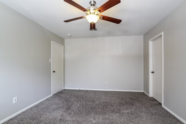 Building Photo - 15515 Banff St