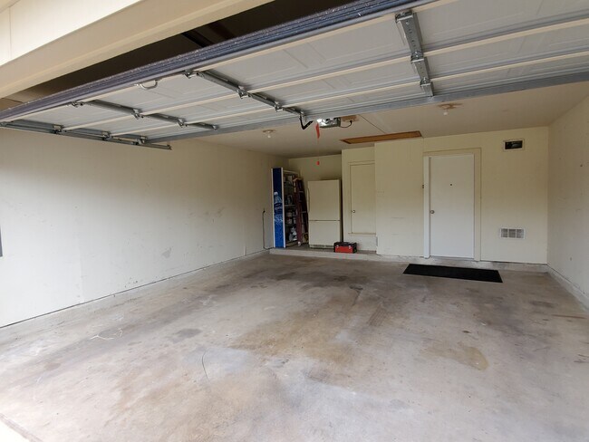 Building Photo - 4424 Windhaven Ln