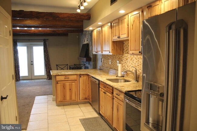 Building Photo - 1152 S Valley Forge Rd