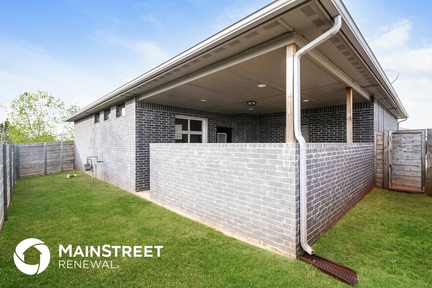 Building Photo - 11213 Paradise Out Ln