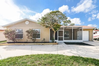 Building Photo - 4013 27th Ave W