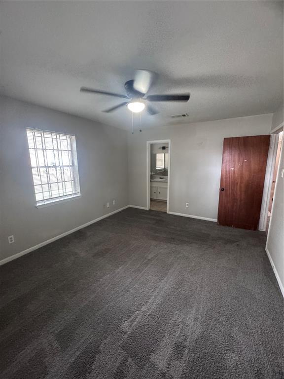 Building Photo - 5810 Clarewood Dr